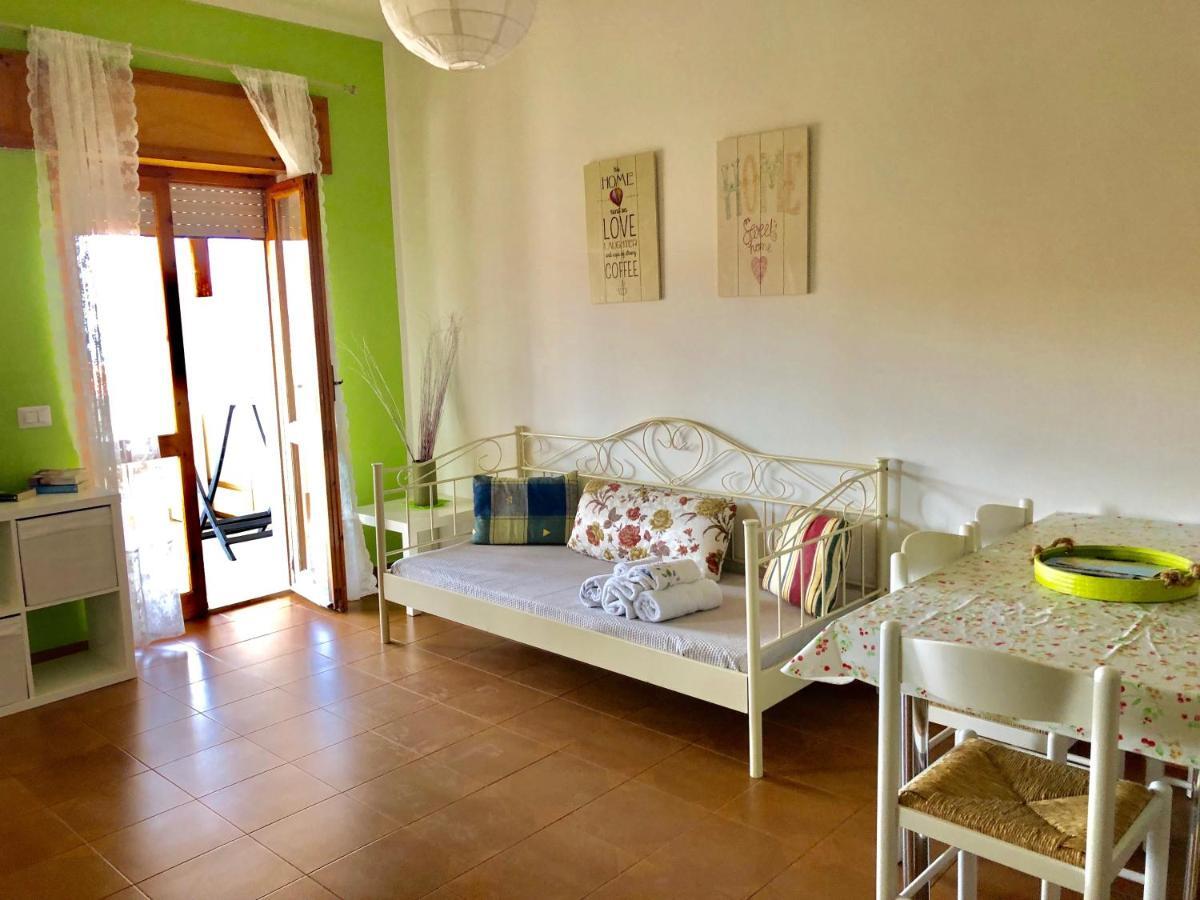 Apartament Lucia 150Mt From Beach كاستيلساردو المظهر الخارجي الصورة